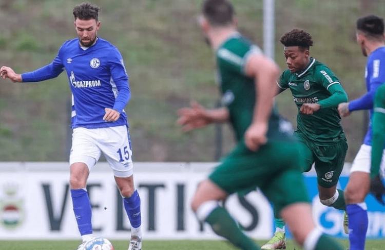 全国毽球锦标赛花毽自选套路女子组的冠军，这一套表演太精彩了.