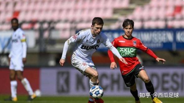 员在交流中 员在交流中