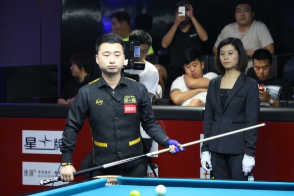 耀与低谷的 耀与低谷的