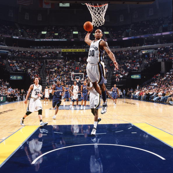 过多薪金空 过多薪金空